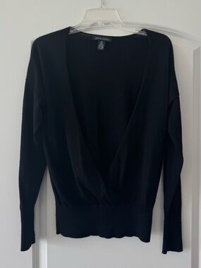100% Wool Banana Republic Extra Fine Merino Wool Surplice Sweater Size M